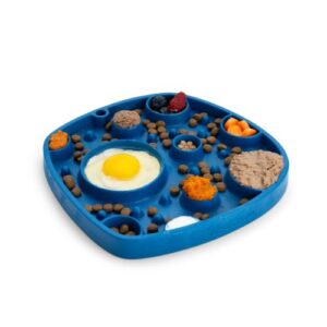 Alternative view of Feast Mat - Slow feeder en lickmat in 1