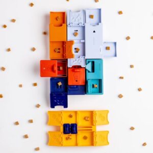 Alternative view of Pawzler Genius Set