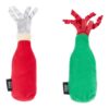 Achterkant van de rode en groene pluche flesjes met krullende lintjes en ZippyClaws label