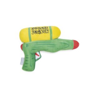Beeztees Doggie Soaker pluche hondenknuffel in groen en geel met pieper, 25x18x6 cm
