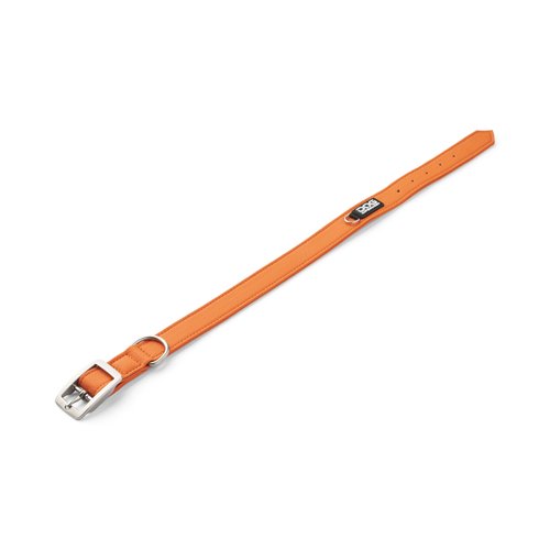 DOG Copenhagen Urban Classic hondenhalsband oranje (Orange Sun), uitgerold plat aanzicht met gaatjes zichtbaar, witte achtergrond