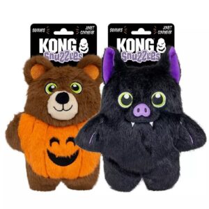 Halloween hondenspeelgoed KONG Snuzzles, bruine beer met pompoentrui en zwarte vleermuis