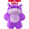 KONG Snuzzles XL hippo hondenknuffel, voorkant met grote ogen en brede lach