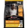 Pro Plan Light/Sterilised hondenvoer met kip, zak van 3 kg, vooraanzicht